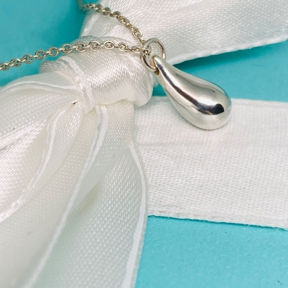 Tiffany & Co Peretti tear drop necklace box and authentication 925 - Picture 6 of 7